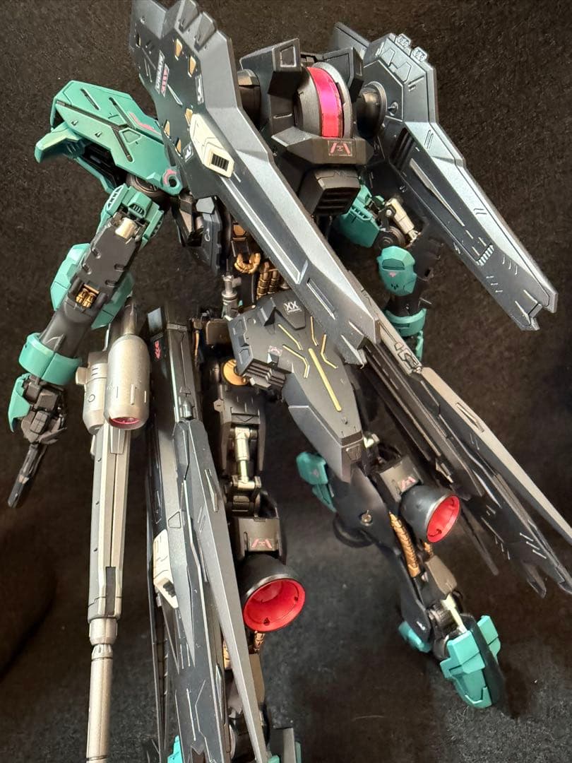 MGガンダムヴィダール　完成品　全塗装　MGバルバトス