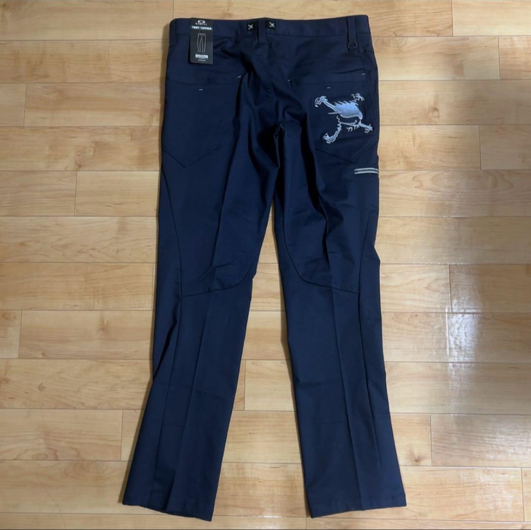 新品 オークリー OAKLEYメンズ スカル刺繍3Dテーパードパンツ W92