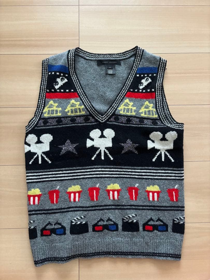 【MARC JACOBS】ニットベストSサイズ 中古・古着通販】Heaven by Marc Jacobs (ヘブンバイマーク