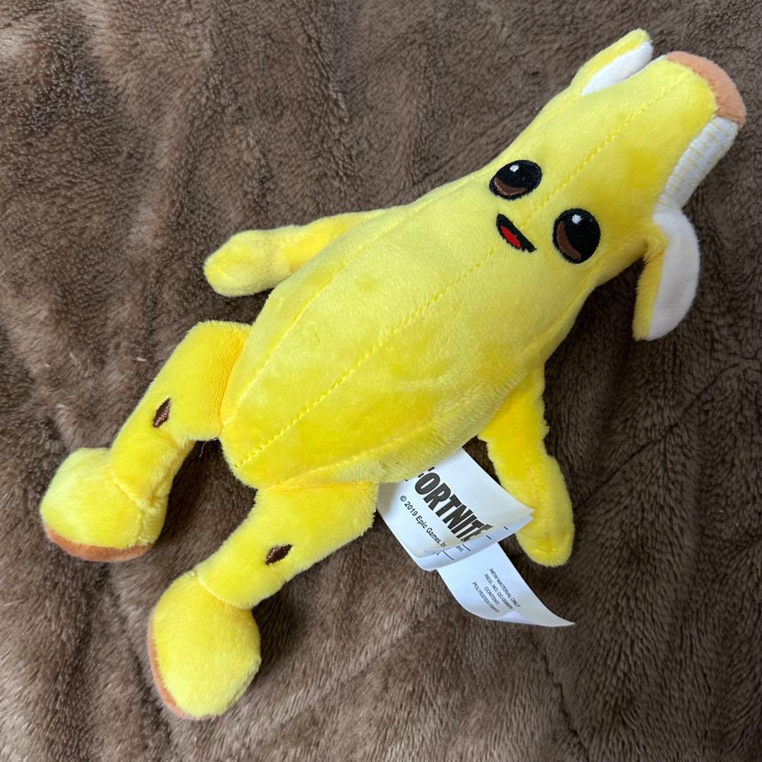 正規品 Fortnite フォートナイト Peely ピーリー ぬいぐるみ - メルカリ
