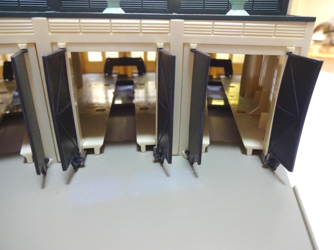 TOMIX 扇形機関庫 2個セット 箱無し レール付属