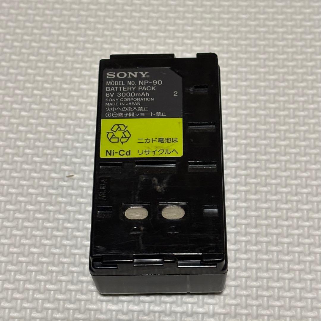 SONY CCD-TR55 ビデオカメラ本体、ACC KIT-TR NP-90 - メルカリ