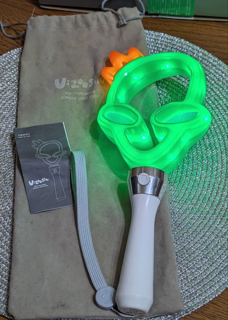 宇宙神 KIM HYUN JOONG オフィシャルペンライト キム・ヒョンジュン