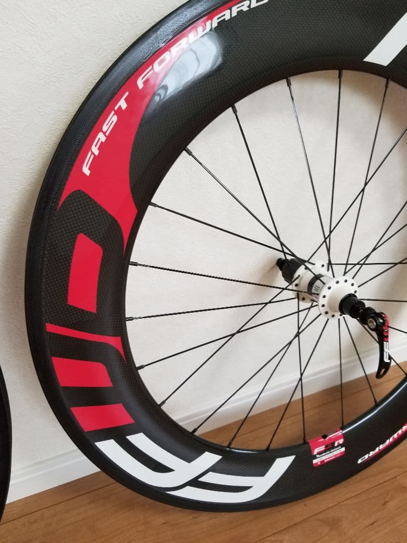 DNA様専用 FFWD F9R カーボン ホイール&タイヤ貼り付け 全て込み