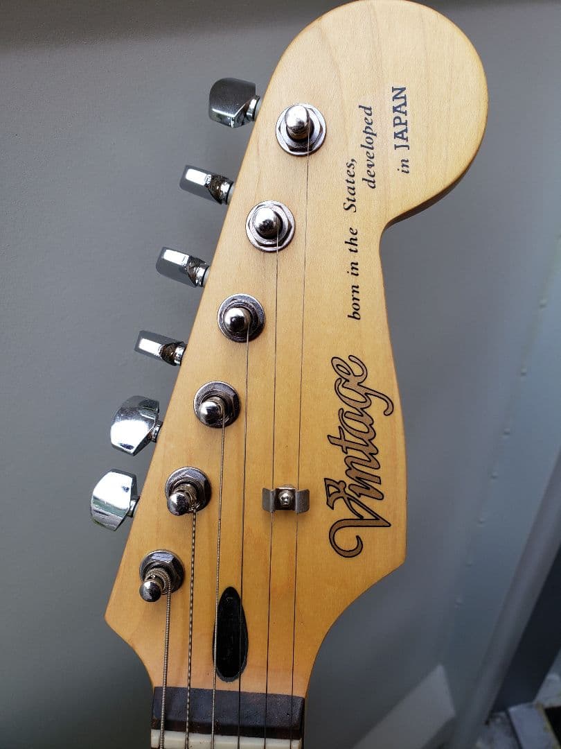 Vintage born in the States. developed - メルカリ