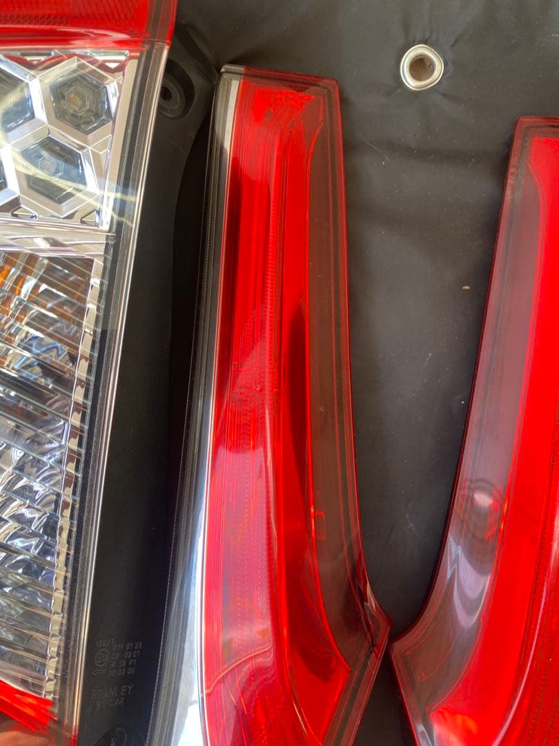 ホンダ フィット GK3 GK4 GK5 GK6 純正テールランプ 4点セット Honda