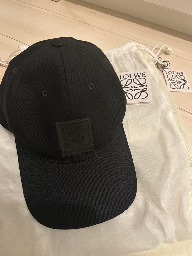 LOEWE ブラック ベースボールキャップ S/Mの通販はau PAY マーケット