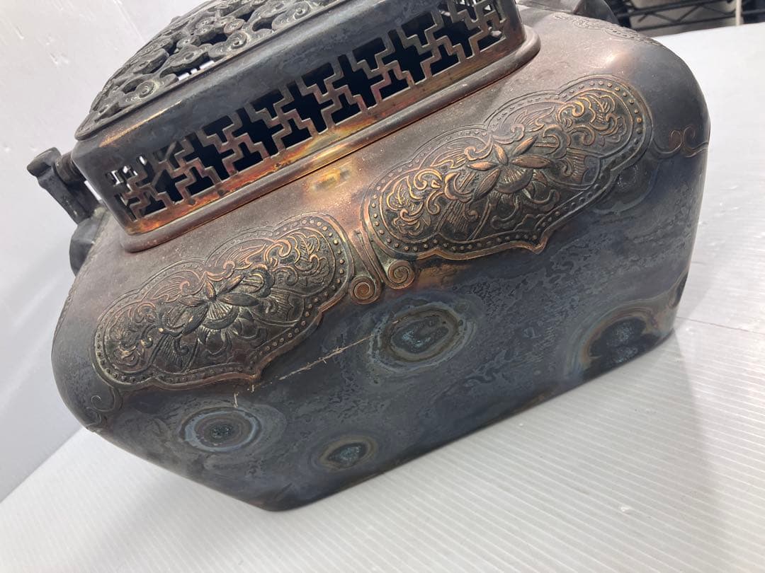 5.8kg重厚】大明宣徳年製刻印 大型 銅製手炉 浮彫 透かし蓋 香炉 骨董