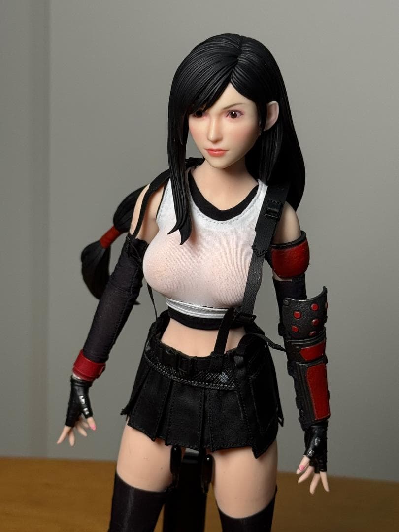 Tifa ティファ シームレス フィギュア ドール LS2023-TF 1/6 - メルカリ