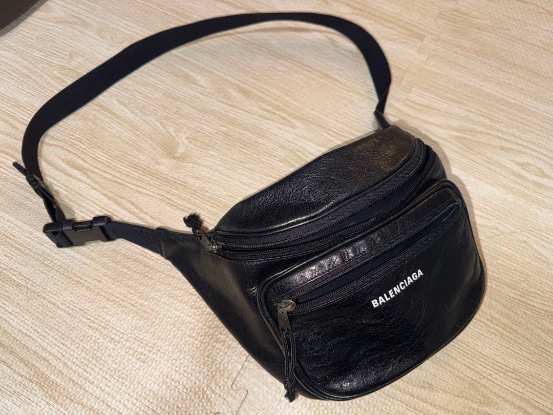 BALENCIAGA バレンシアガ ボディバッグ BALENCIAGA（バレンシアガ） ボディバッグ EXPLORER BELTPACK