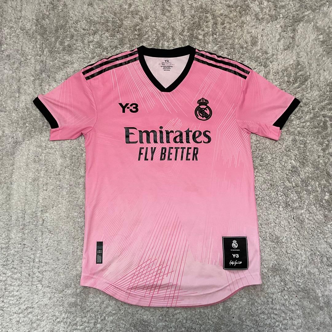 Y-3 レアル・マドリード 170周年記念 ユニフォーム Y-3×レアル・マドリードがコラボ、ハンドペイント風スリーストライプス