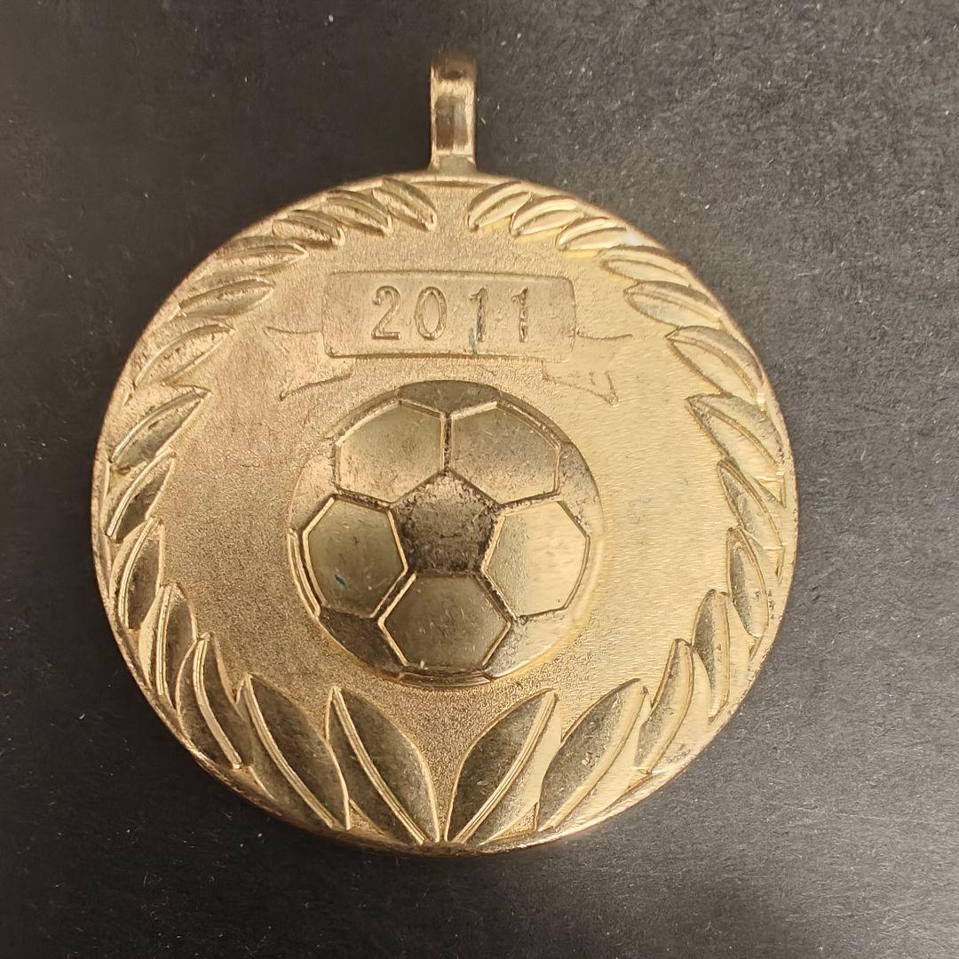 2011年全国少年サッカー大会 記念メダル 17.5g - メルカリ