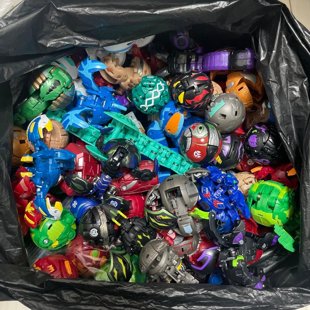 爆丸 ヘリオス ドラゴノイド 他 90個 まとめ売り 2026年最新】爆丸 ヘリオスの人気アイテム - メルカリ