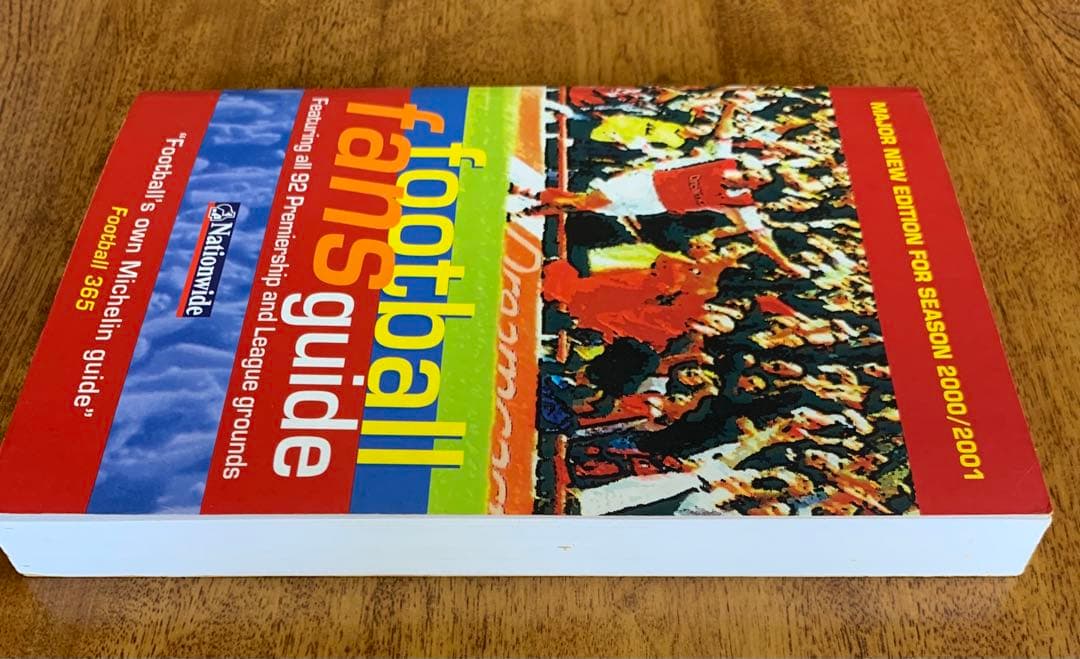 廃刊 football fans guide 2000/2001 - メルカリ