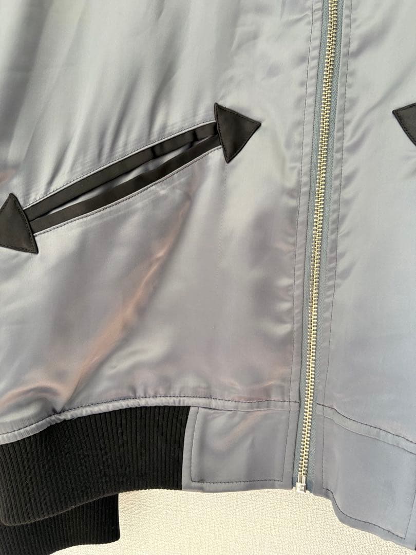 週末セール】ナスカジャン2025（セビーチェ・グレー） - メルカリ