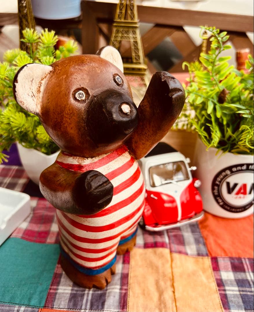 yurakota様ヴィンテージ木彫りのテディベアー愛らしくて可愛い。