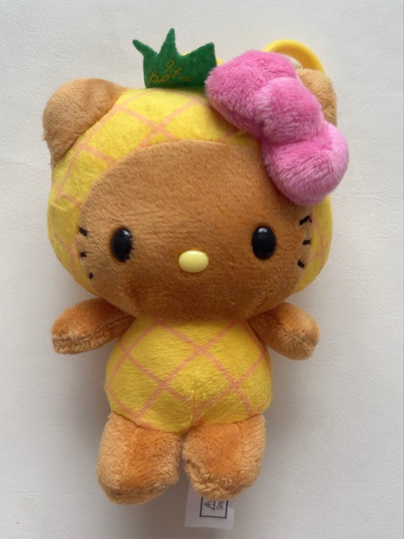 新品限定品日焼けHawaiiキティパイナップルぬいぐるみハローキティ