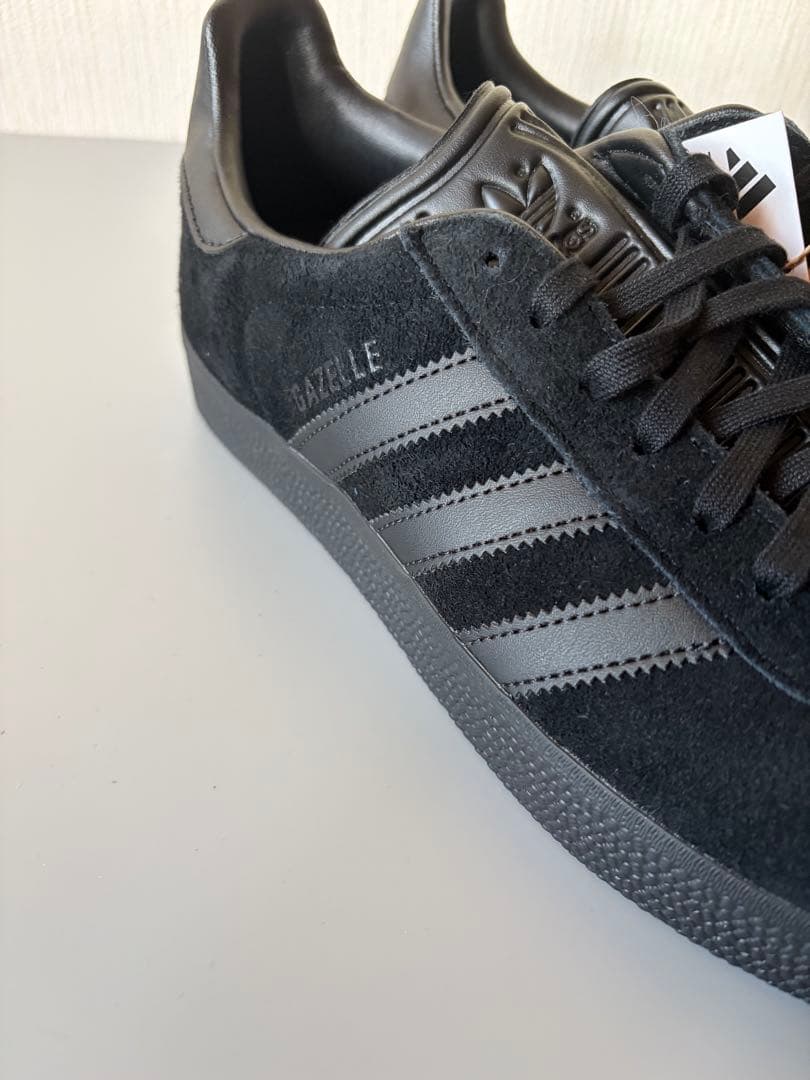 【新品未使用】アディダス ガゼル CQ2809 ブラック 25.5cm