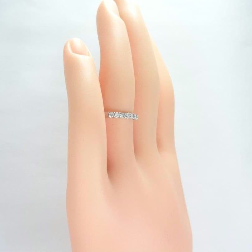 0.30ct　ダイヤモンド　ハーフエタニティ　リング　プラチナ
