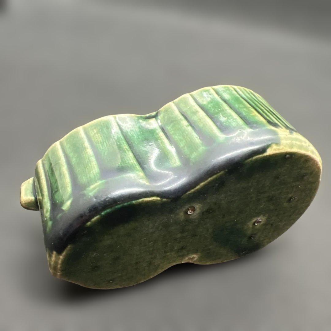 陶磁器 緑釉瓢型水滴 三支釘後あり 文房具 書道 時代品 東洋瓷器 中国