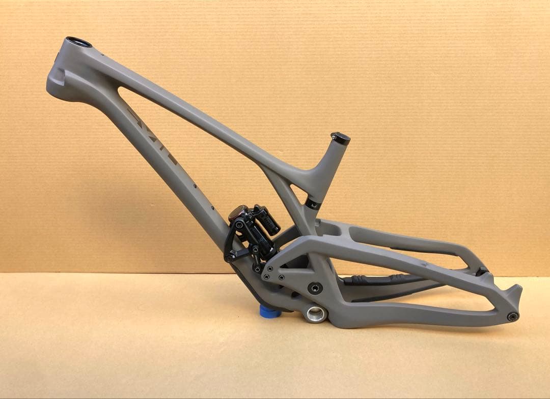 新品!! EVIL WRECKONING LS / イービル レコニング - メルカリ