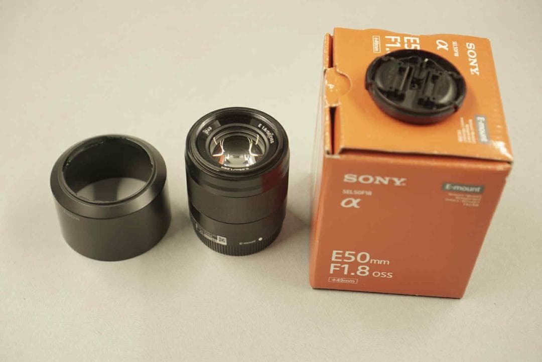 レンズ(単焦点) Sony E 50mm F1.8 OSS Amazon.com : Sony - E 50mm F1.8 OSS Portrait Lens (SEL50F18/B