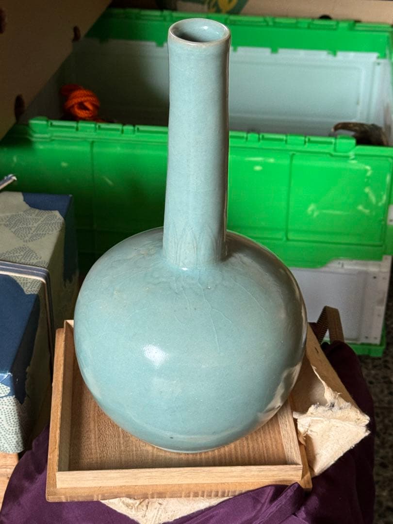 最後の値段‼️リサイクルFORT‼️唐物⑨‼️中国製の青磁が美しい