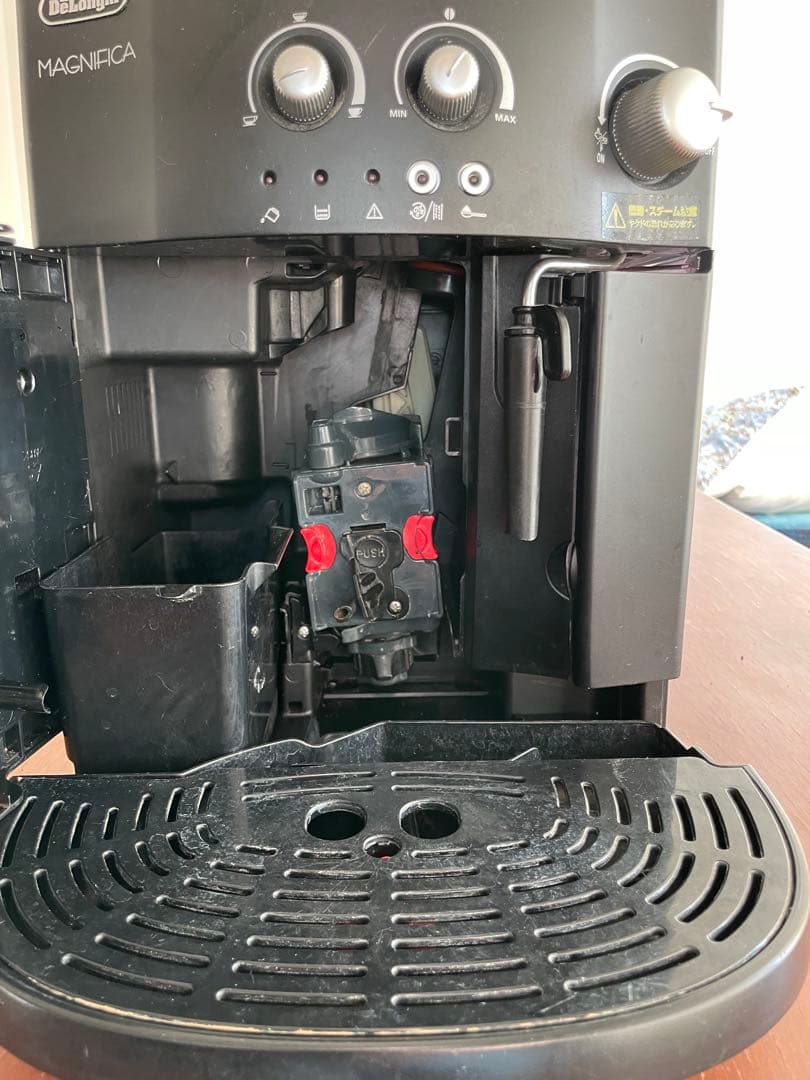 DeLonghi（デロンギ）全自動エスプレッソマシン ESAM1000S-J デロンギ