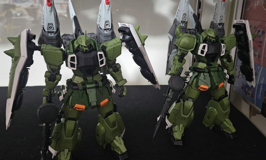 ジャンク品 ガンダムプラモ MG・1/100セット ☆17体・海外製 早い者勝ち