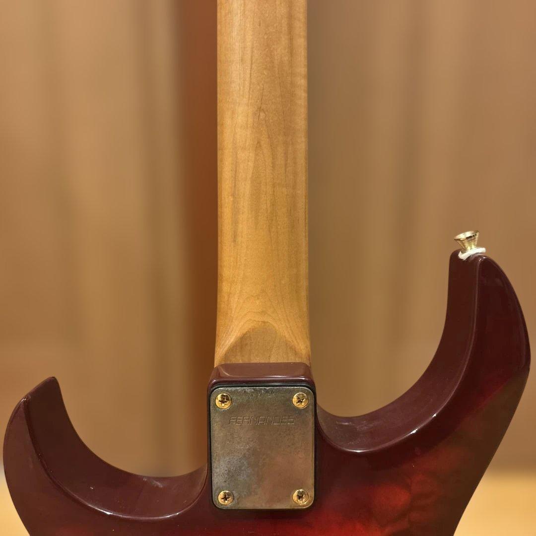 初心者です様専用】金ロゴ FERNANDES トレモロアーム付・新品弦張替済