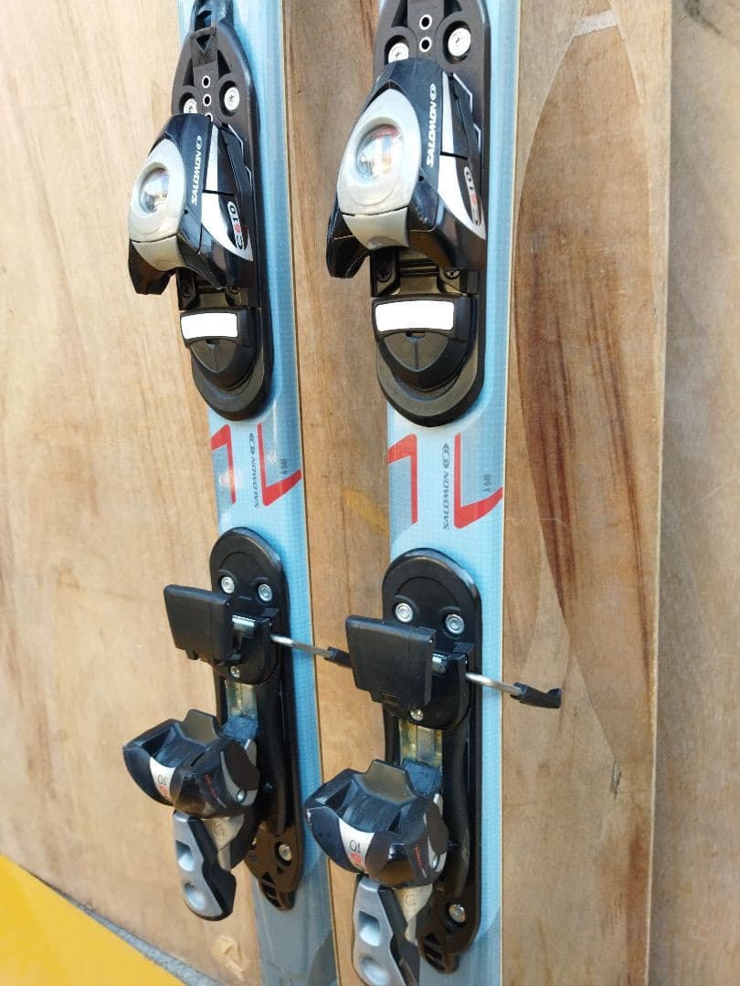 サロモン SALOMON VERSE 7W スキー板 青 ブルー - メルカリ