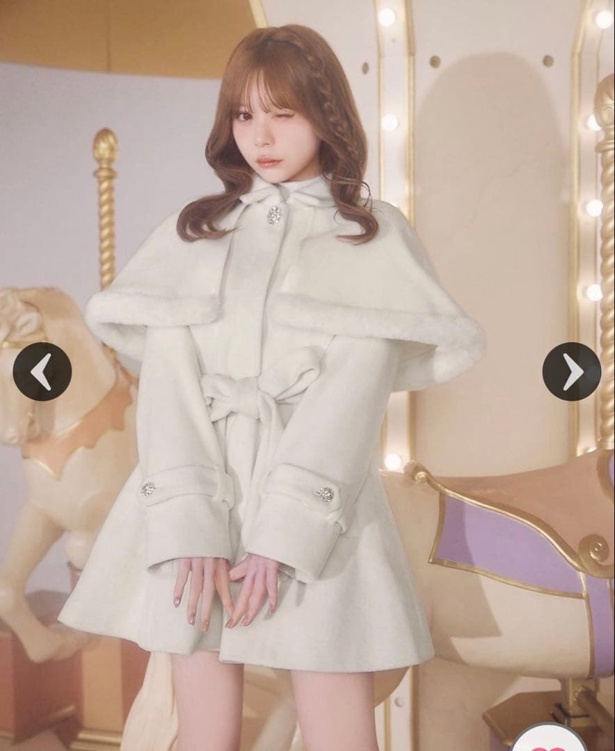 わ*か様 ミシェルマカロン ファー付きケープフレアコート xs - メルカリ