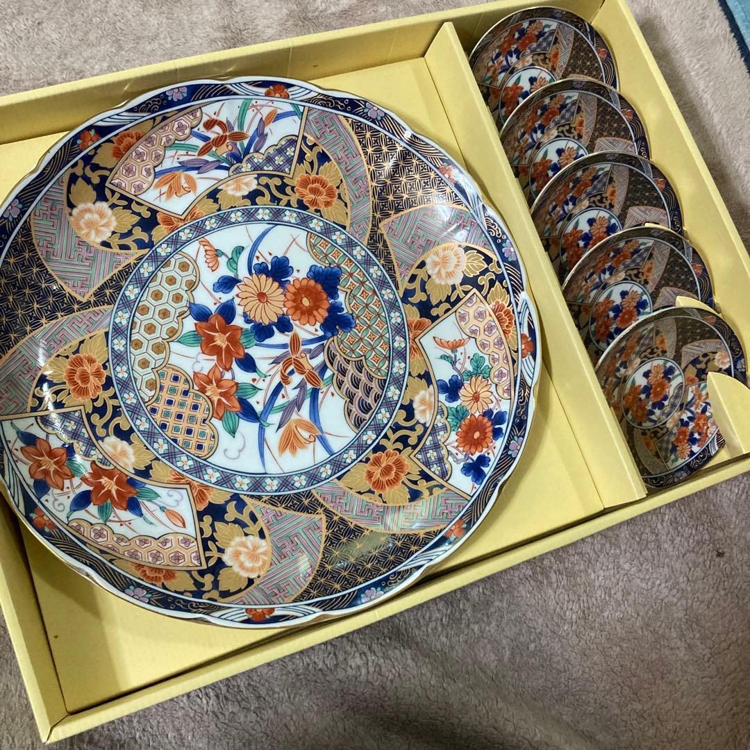有田焼 若山窯 金彩古伊万里 大皿 盛皿 高台皿 飾り皿 色絵 更紗 染錦