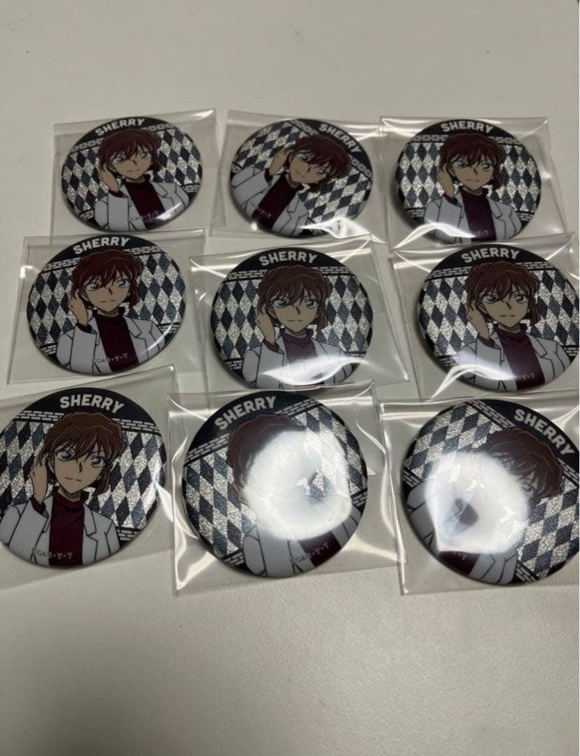 名探偵コナン 宮野志保 缶バッジセット - メルカリ