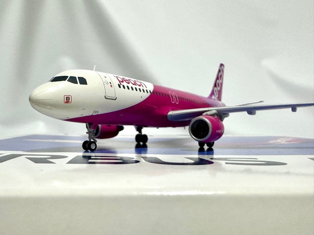 Gemini 1/200 エアバス A320 ピーチアビエーション - メルカリ
