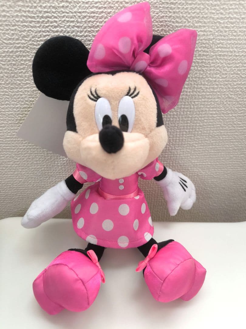 新品タグ付き ディズニー ミニー ぬいぐるみチャーム ピンク ミニーの日