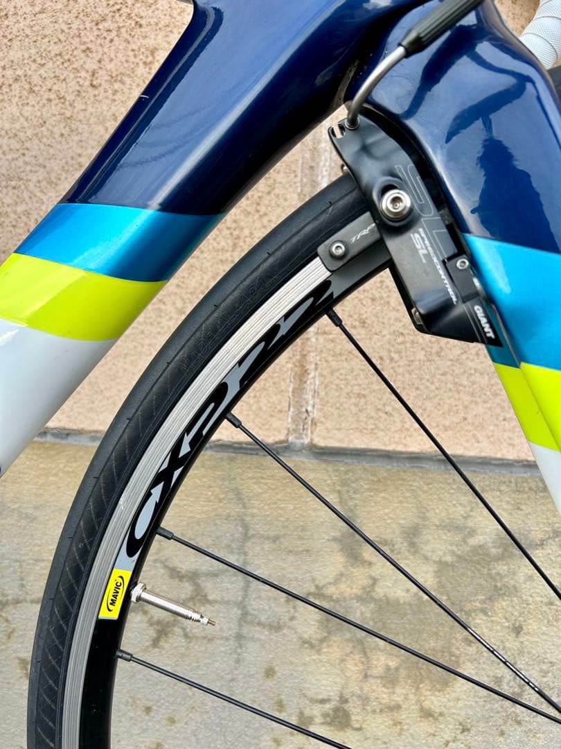 GIANT LIV ENVIEロードバイク カーボンフレーム - メルカリ