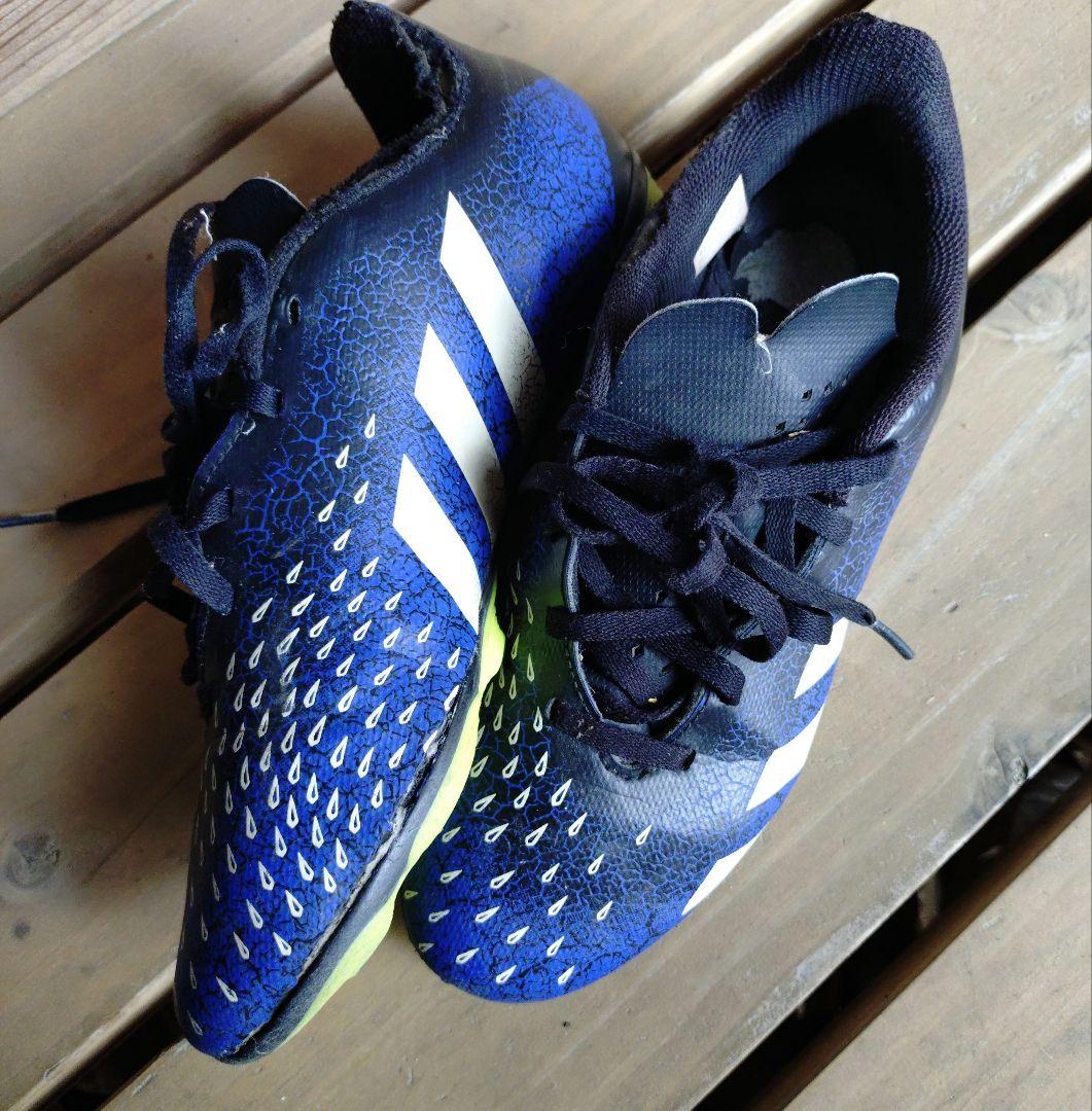 adidas サッカーシューズ 青/黒 スパイク25㌢ - メルカリ