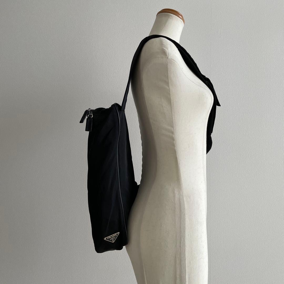 ちぇりきち様専用 PRADA ボディバッグ - メルカリ
