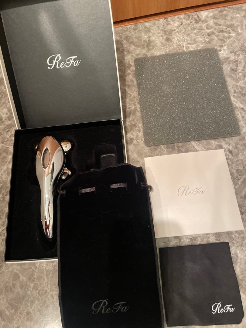 リファ/人気モデル/フォーカラット/美顔/美ボディ/箱、説明保証書、カード付き ReFa（リファ） ReFa 4 CARAT リファフォーカラット 美顔器 MTG RF