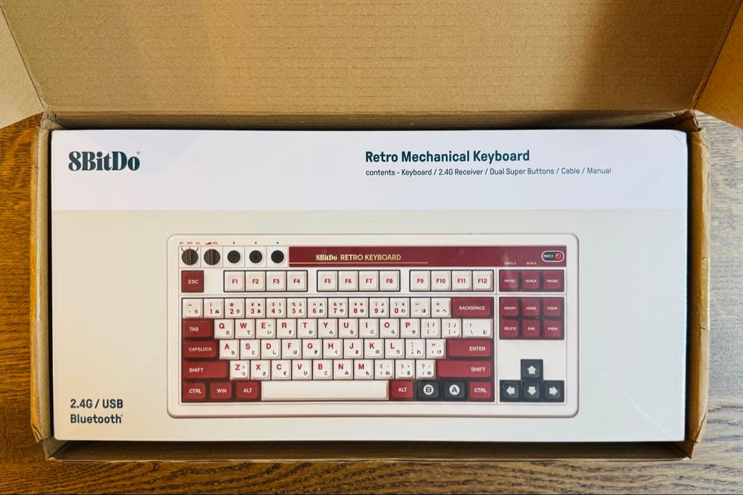 【未開封】8BitDo Retro メカニカルキーボード Famicom色 ファミコン風メカニカルキーボード「Retro Mechanical Keyboard」海外