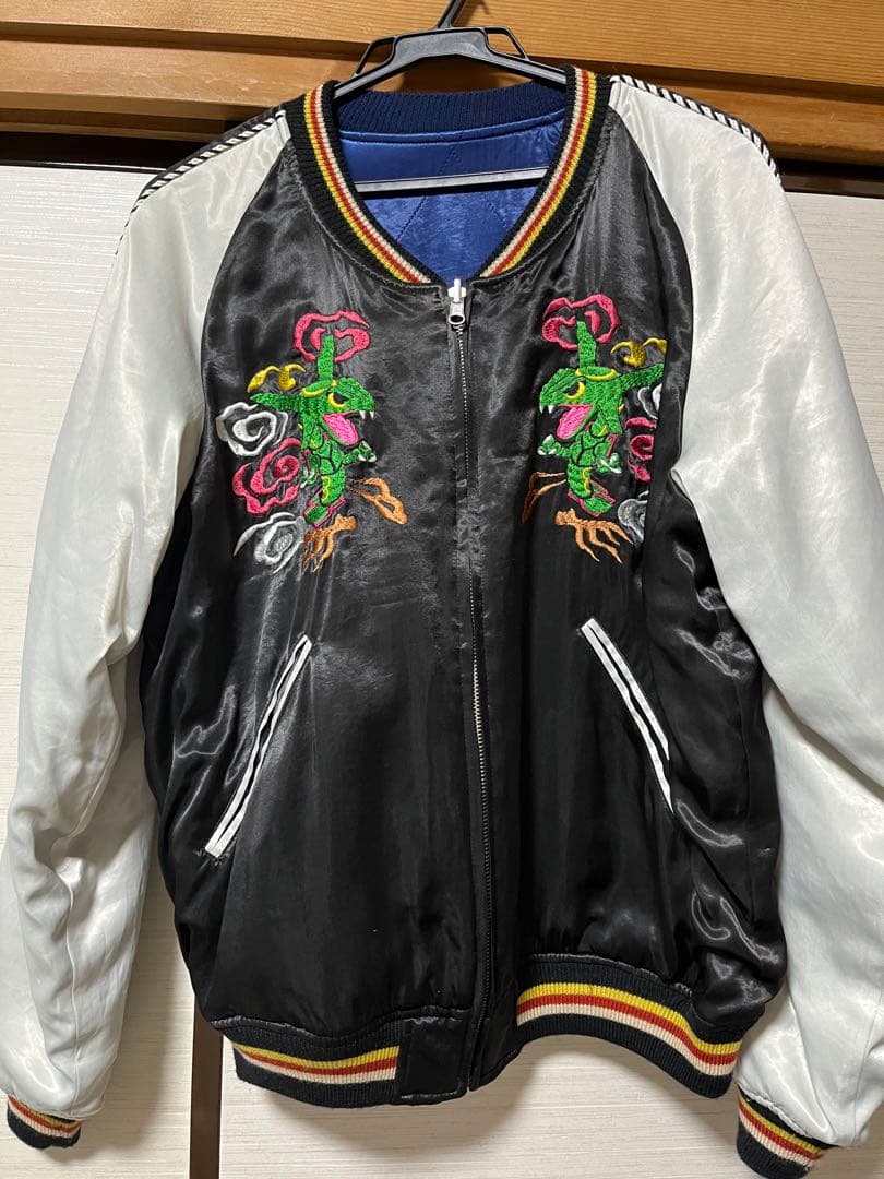 りる様専用”ポケモン スカジャン レックウザ - メルカリ