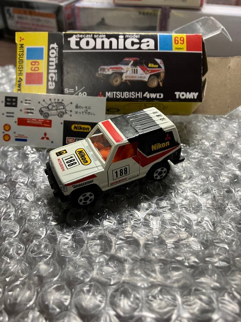 トミカ 日本製 No.69 三菱 パジェロ 泉書房 特注 シール未貼り ミニカーショップ ケンボックス トミカ 黒箱☆69-4☆三菱パジェロ