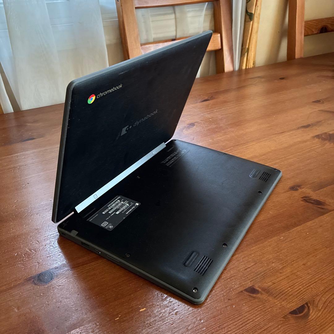 Chromebook SH-W01 カバン付 初期化、動作確認OK - メルカリ