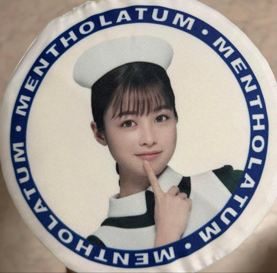 激レア 橋本環奈 リップ型BIGクッション メンソレータム ロート製薬