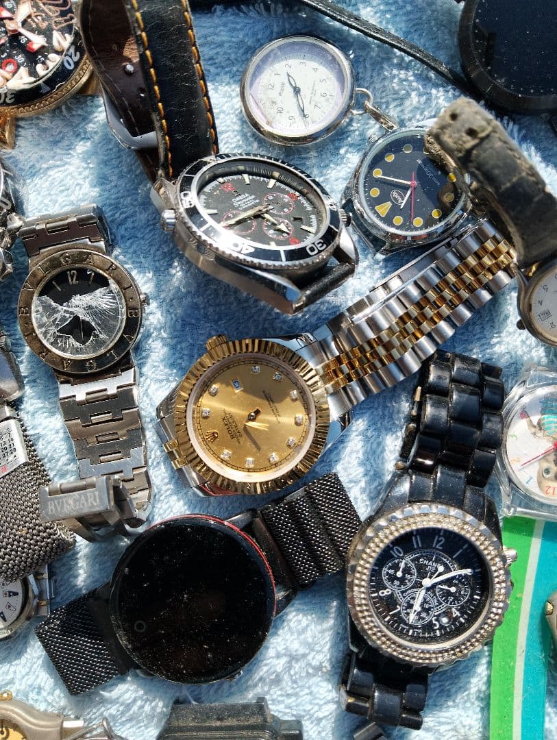 T*1様 腕時計 部品取り等 ガラスなし 裏蓋なし キズ 中古 約75個超