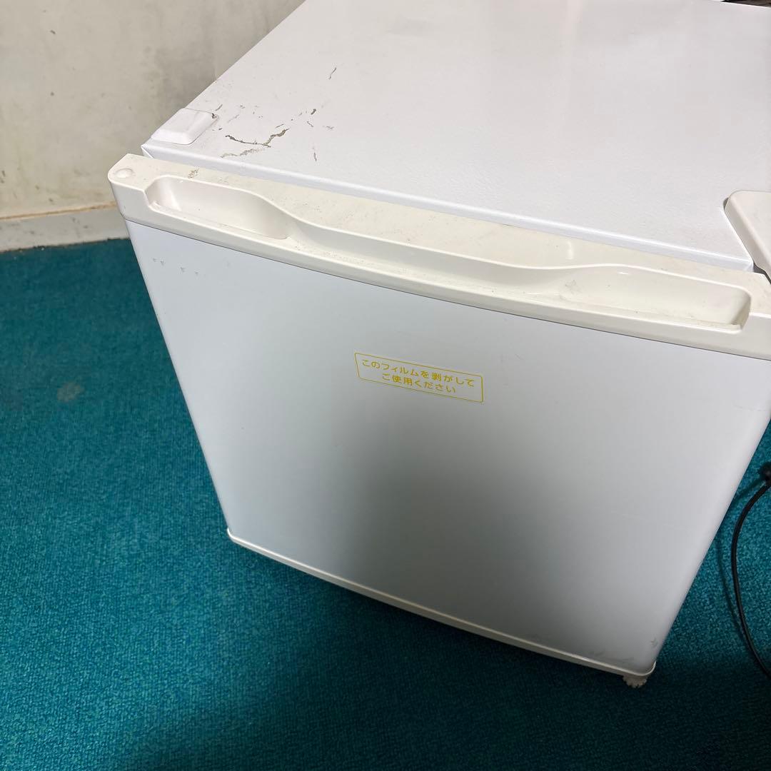 マクスゼン32リットル冷凍庫 JF032ML01｜maxzen（マクスゼン）