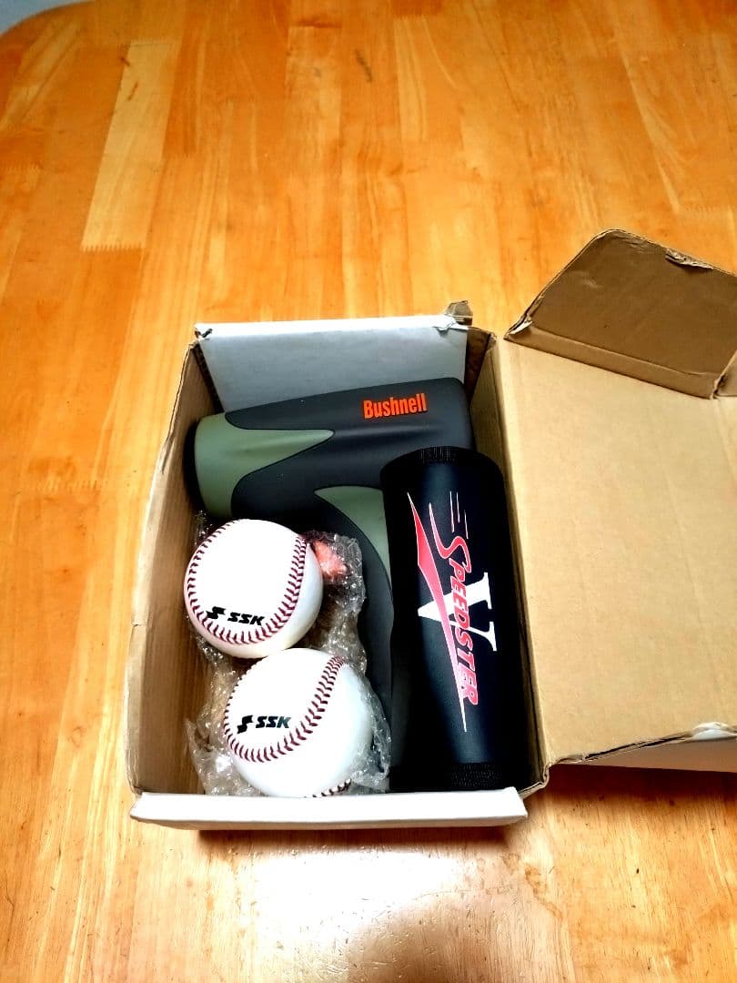 Bushnell Speedster V 野球スピードガンとボールセット ヴィ