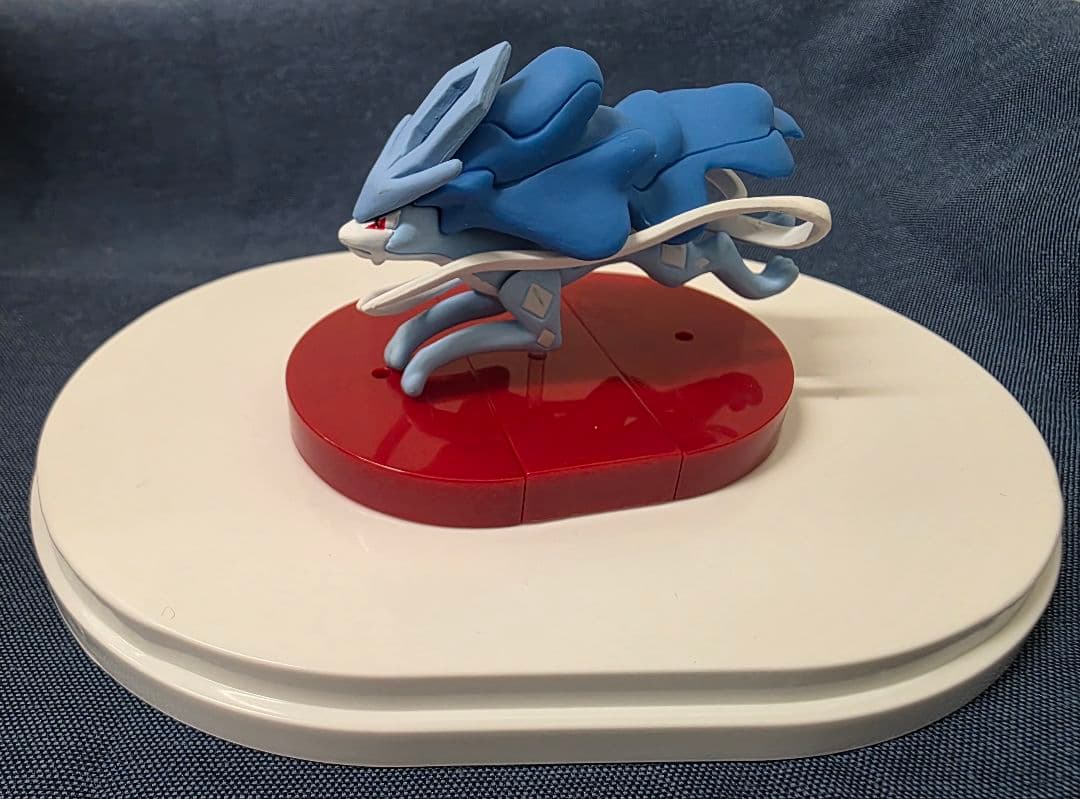 ポケモン フィギュアセット エンテイ ライコウ スイクン 色違い - メルカリ