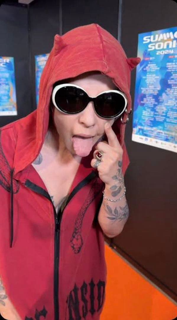 HYDE着 監修 同型同色GURUGURU サングラス ファンクラブ限定受注生産